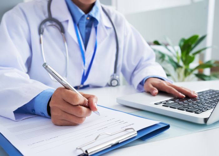 Medicina do Trabalho em Várzea Paulista e Campo Limpo Paulista: O Guia da Opus Saúde para Empresas da Região